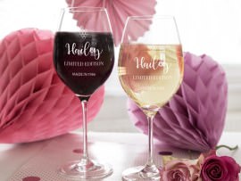 Engraved wine glass with names
