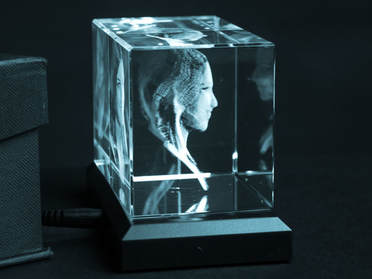 3d Crystal Photo Your Photo Lasered 3d In A Glass Block