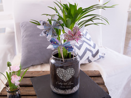 Engraved sweet jar with flowers
