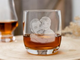 engraved whisky glass with photo